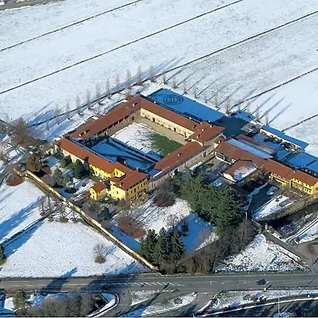 Antico Podere Propano Hotel 3*