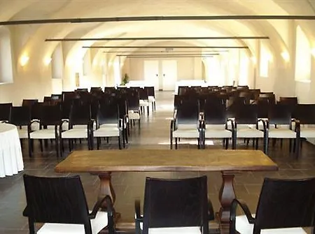 Antico Podere Propano Hotel 3*